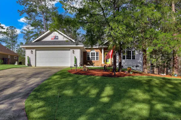 Property Slideshow image 2 of 53 | 408 reynard pl, Mccormick, SC, 29835