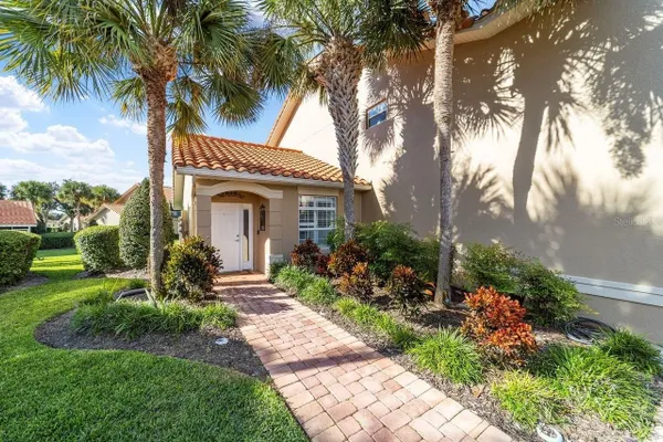 Property Slideshow image 3 of 58 | 5361 compass pt # 1, Oxford, FL, 34484