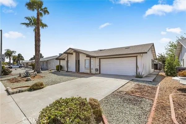 Property Slideshow image 3 of 32 | 27761 sun city blvd, Menifee, CA, 92586