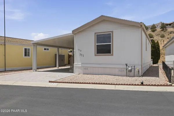 Property Slideshow image 2 of 30 | 1012 n mountain brush dr 331, Dewey-Humboldt, AZ, 86327