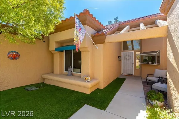Property Slideshow image 3 of 28 | 8653 prairie hill dr, Las Vegas, NV, 89134