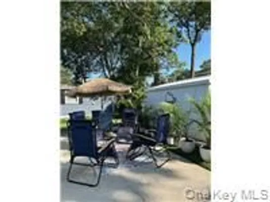 Property Slideshow image 2 of 12 | 1661 old country rd, Riverhead, NY, 11901