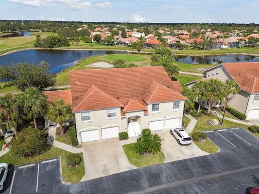 Property Slideshow image 2 of 58 | 7232 cedar hollow cir # 7232, Bradenton, FL, 34203