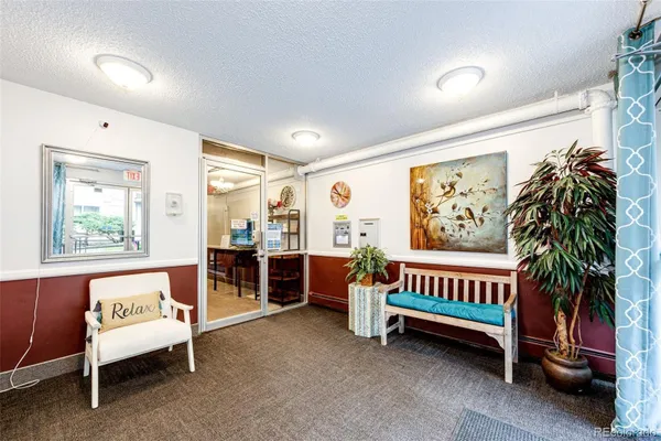 Property Slideshow image 3 of 42 | 3082 s wheeling way 105, Aurora, CO, 80014
