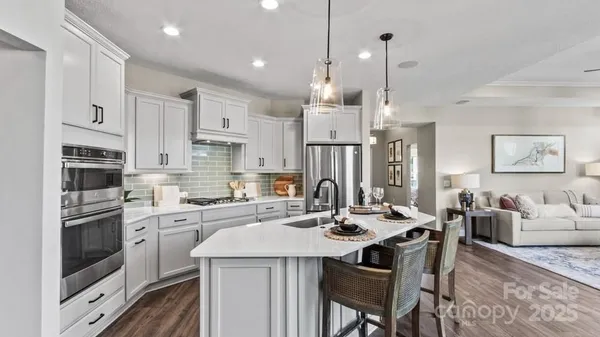 Property Slideshow image 3 of 15 | 240 alenda lux cir # 97, Mooresville, NC, 28115