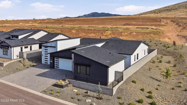 Property Slideshow image 2 of 32 | 5661 e blackburn ct, Prescott Valley, AZ, 86314