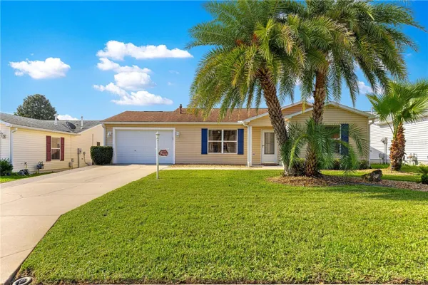 Property Slideshow image 2 of 47 | 9638 se 168th elderberry pl, The Villages, FL, 32162