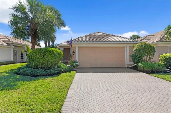 Property Slideshow image 3 of 50 | 9923 horse creek rd, Fort Myers, FL, 33913