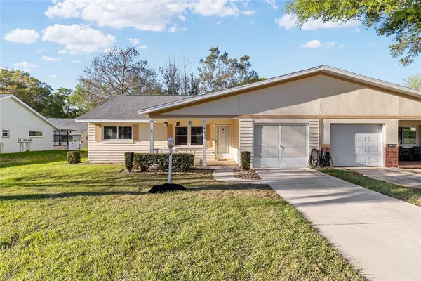 Property Slideshow image 3 of 27 | 8625 sw 94th ln a, Ocala, FL, 34481