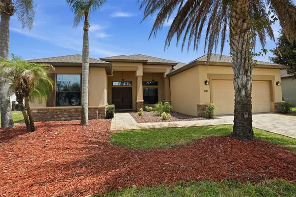 Property Slideshow image 3 of 65 | 8987 mississippi run, Weeki Wachee, FL, 34613