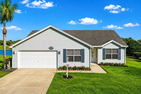 Property Slideshow image 3 of 21 | 1307 panama pl, The Villages, FL, 32159