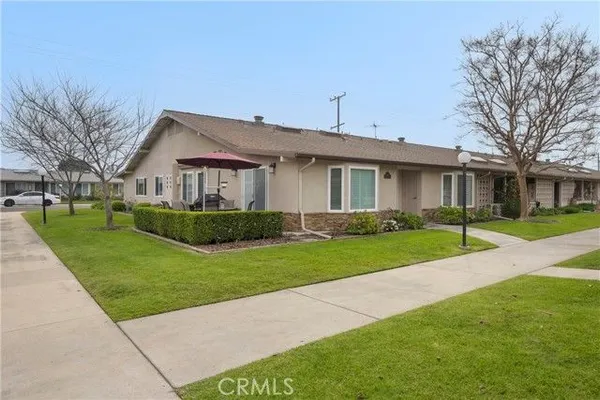 Property Slideshow image 3 of 51 | 1671 interlachen rd apt 285l, Seal Beach, CA, 90740