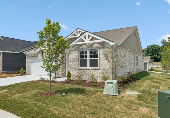Property Slideshow image 2 of 38 | 344 stonehaus cir, Antioch, TN, 37013