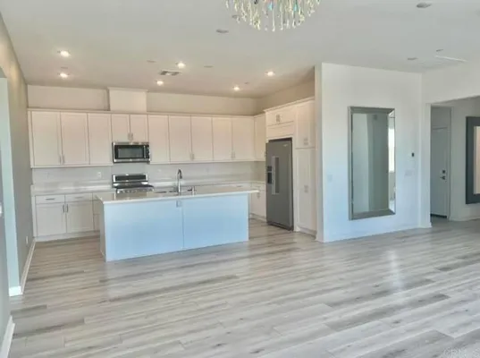 Property Slideshow image 2 of 7 | 1624 calle oxton 2, Chula Vista, CA, 91913