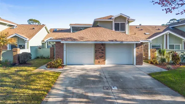 Property Slideshow image 2 of 47 | 173 surf scooter dr, Daytona Beach, FL, 32119