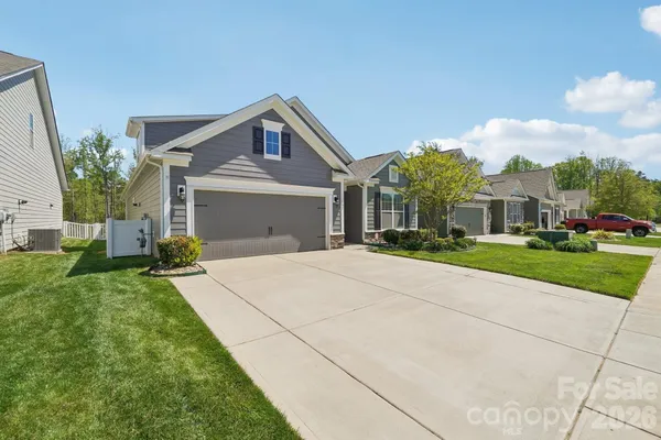 Property Slideshow image 2 of 43 | 137 coddle way, Mooresville, NC, 28115