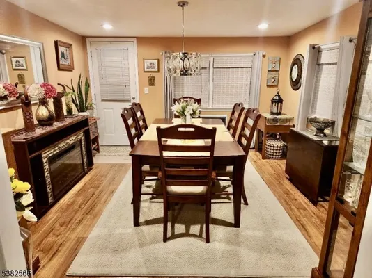 Property Slideshow image 3 of 5 | 158 pelham ln b, Monroe Twp., NJ, 08831