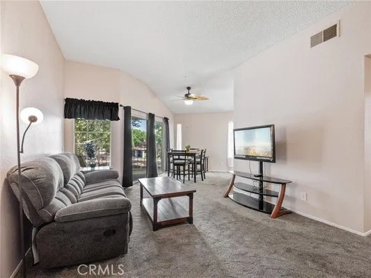 Property Slideshow image 3 of 19 | 19135 palo verde dr, Apple Valley, CA, 92308