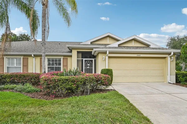Property Slideshow image 2 of 61 | 2103 grantham greens dr, Sun City Center, FL, 33573