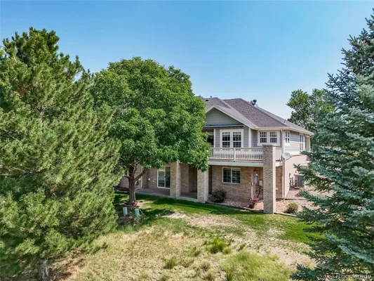 Property Slideshow image 3 of 48 | 23588 e mineral pl, Aurora, CO, 80016