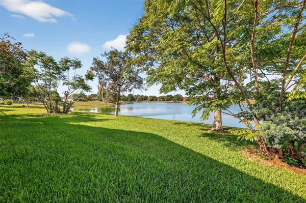 Property Slideshow image 3 of 48 | 930 camino del rey dr, The Villages, FL, 32159