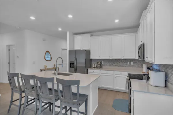 Property Slideshow image 3 of 25 | 7412 sw 76th ter, Ocala, FL, 34481