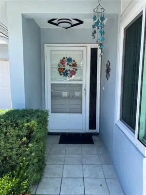 Property Slideshow image 2 of 33 | 1614 berwick ct d, Palm Harbor, FL, 34684