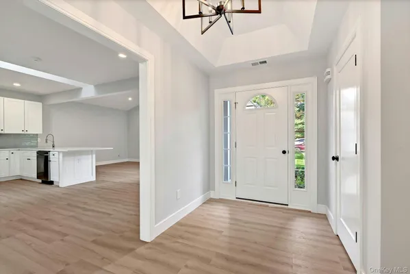 Property Slideshow image 3 of 41 | 509 oak bluff ct, Moriches, NY, 11955