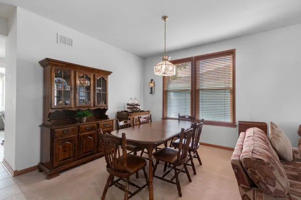 Property Slideshow image 3 of 23 | 11484 morning glory ln, Huntley, IL, 60142
