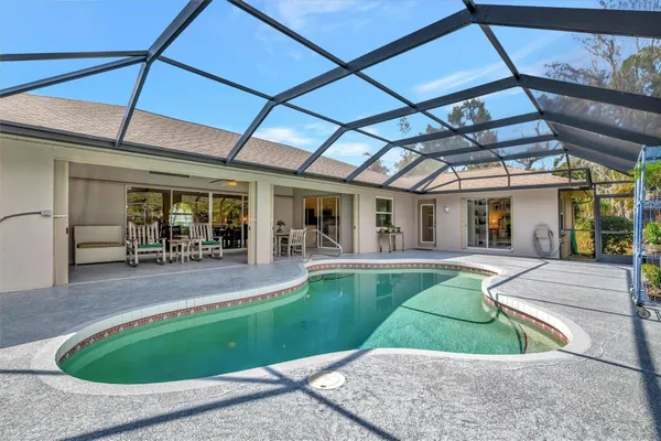 Property Slideshow image 2 of 54 | 6183 misty oaks dr, Sarasota, FL, 34243
