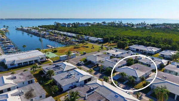 Property Slideshow image 2 of 39 | 738 el centro, Longboat Key, FL, 34228
