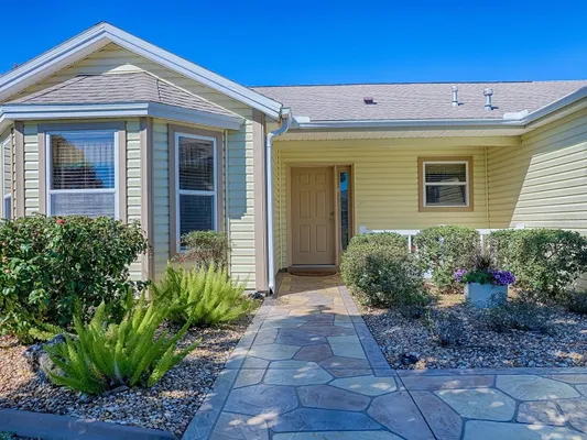 Property Slideshow image 2 of 43 | 1404 valparaiso st, The Villages, FL, 32162