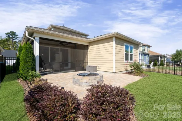 Property Slideshow image 2 of 48 | 6096 pier dr, Denver, NC, 28037