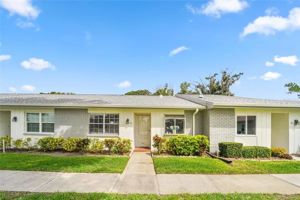 Property Slideshow image 2 of 56 | 3351 stonehaven ct c, Palm Harbor, FL, 34684