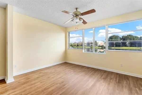 Property Slideshow image 2 of 35 | 7334 n devon dr 108, Tamarac, FL, 33321