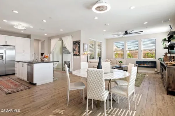 Property Slideshow image 2 of 32 | 2400 conroy ave, Camarillo, CA, 93012