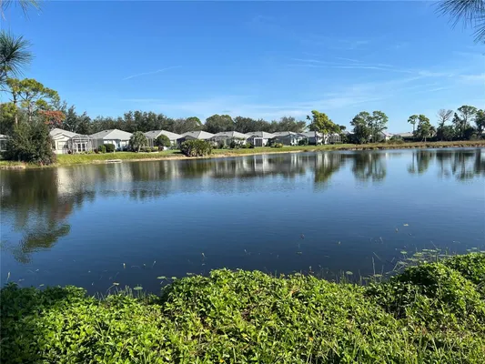 Property Slideshow image 3 of 38 | 858 tartan dr # 858, Venice, FL, 34293