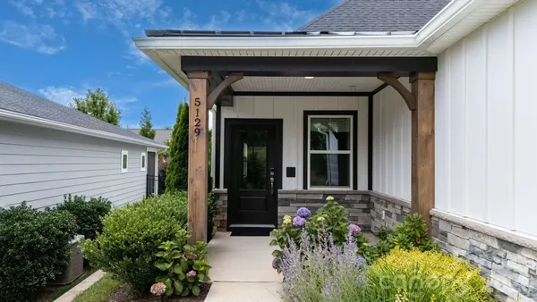 Property Slideshow image 3 of 45 | 5129 looking glass trl, Denver, NC, 28037