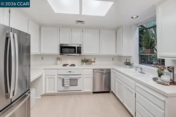 Property Slideshow image 3 of 51 | 5920 horsemans canyon dr 4a, Walnut Creek, CA, 94595