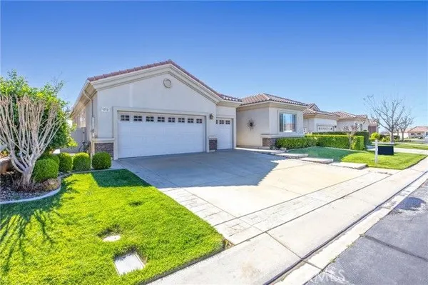 Property Slideshow image 3 of 54 | 1732 brittney rd, Beaumont, CA, 92223