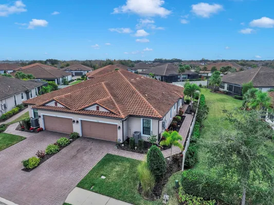 Property Slideshow image 2 of 50 | 5309 taliaferro ct, Palmetto, FL, 34221