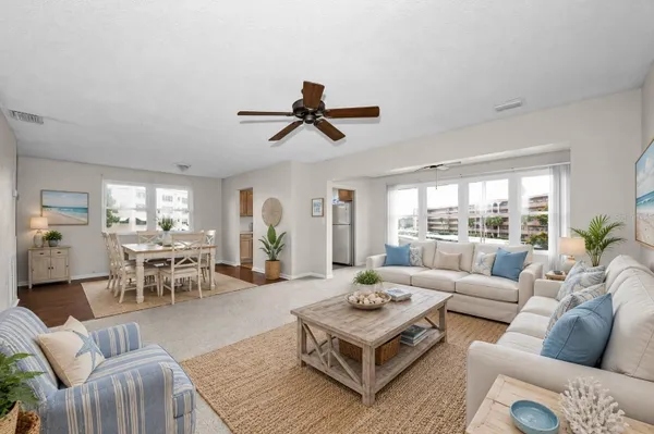 Property Slideshow image 3 of 50 | 5530 80th st b308, St Petersburg, FL, 33709