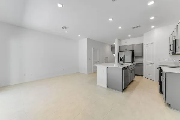 Property Slideshow image 2 of 41 | 15152 cuzcorro ct, Nokomis, FL, 34275