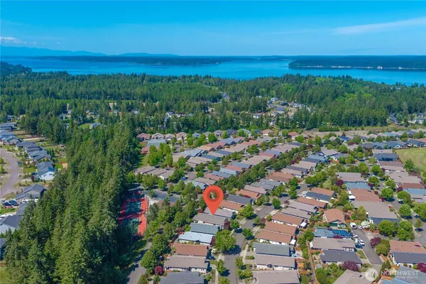 Property Slideshow image 2 of 39 | 4865 bend dr, Lacey, WA, 98516
