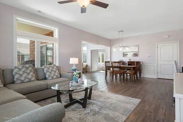 Property Slideshow image 3 of 29 | 423 stearn dr 423, Genoa, IL, 60135