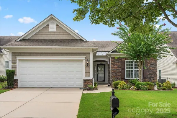 Property Slideshow image 2 of 48 | 2039 hartwell ln, Indian Land, SC, 29707