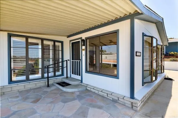 Property Slideshow image 3 of 53 | 2295 lindsay dr, Carlsbad, CA, 92008