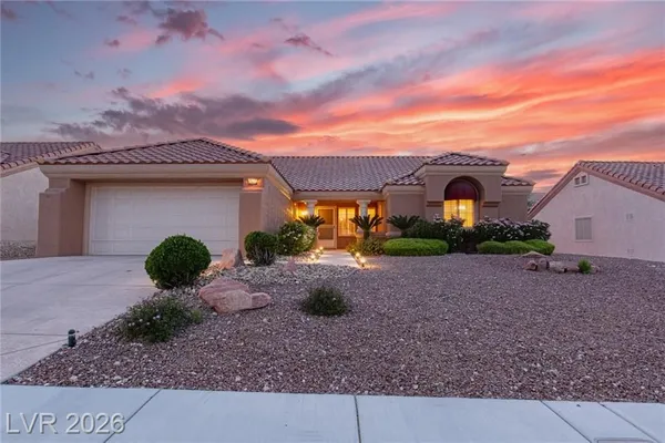 Property Slideshow image 2 of 38 | 2917 hawksdale dr, Las Vegas, NV, 89134