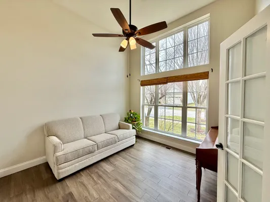 Property Slideshow image 2 of 48 | 1167 kingsley ln, Aurora, IL, 60505