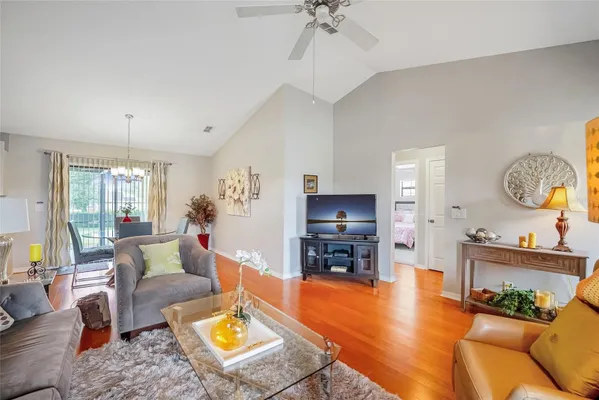 Property Slideshow image 3 of 27 | 4535 nw 34th pl, Ocala, FL, 34482